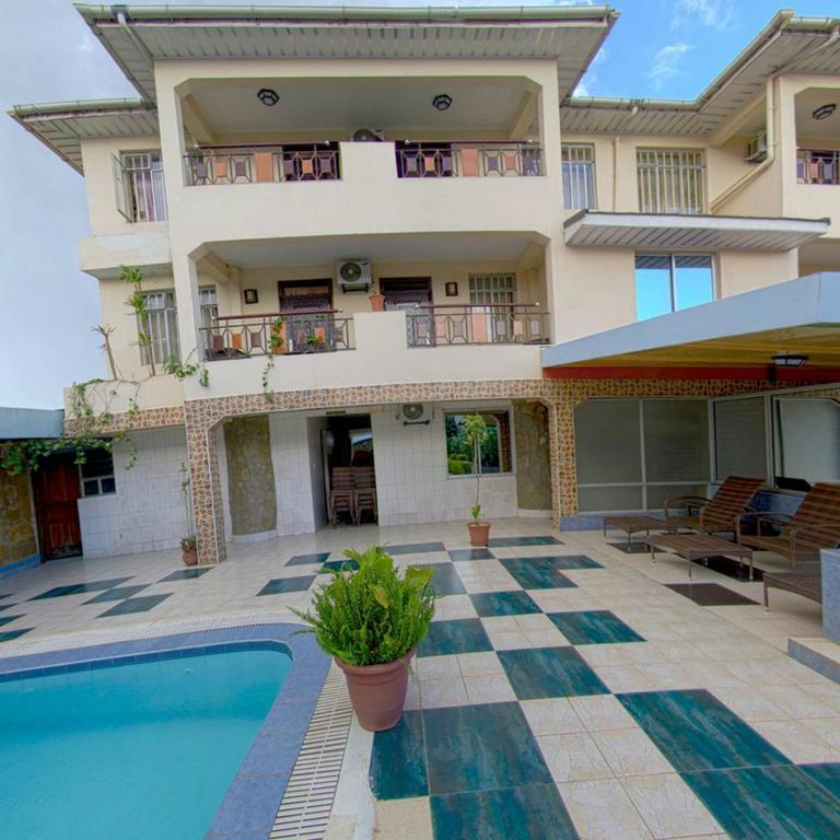 Royal City Dubai Complex Kisumu Buitenkant foto