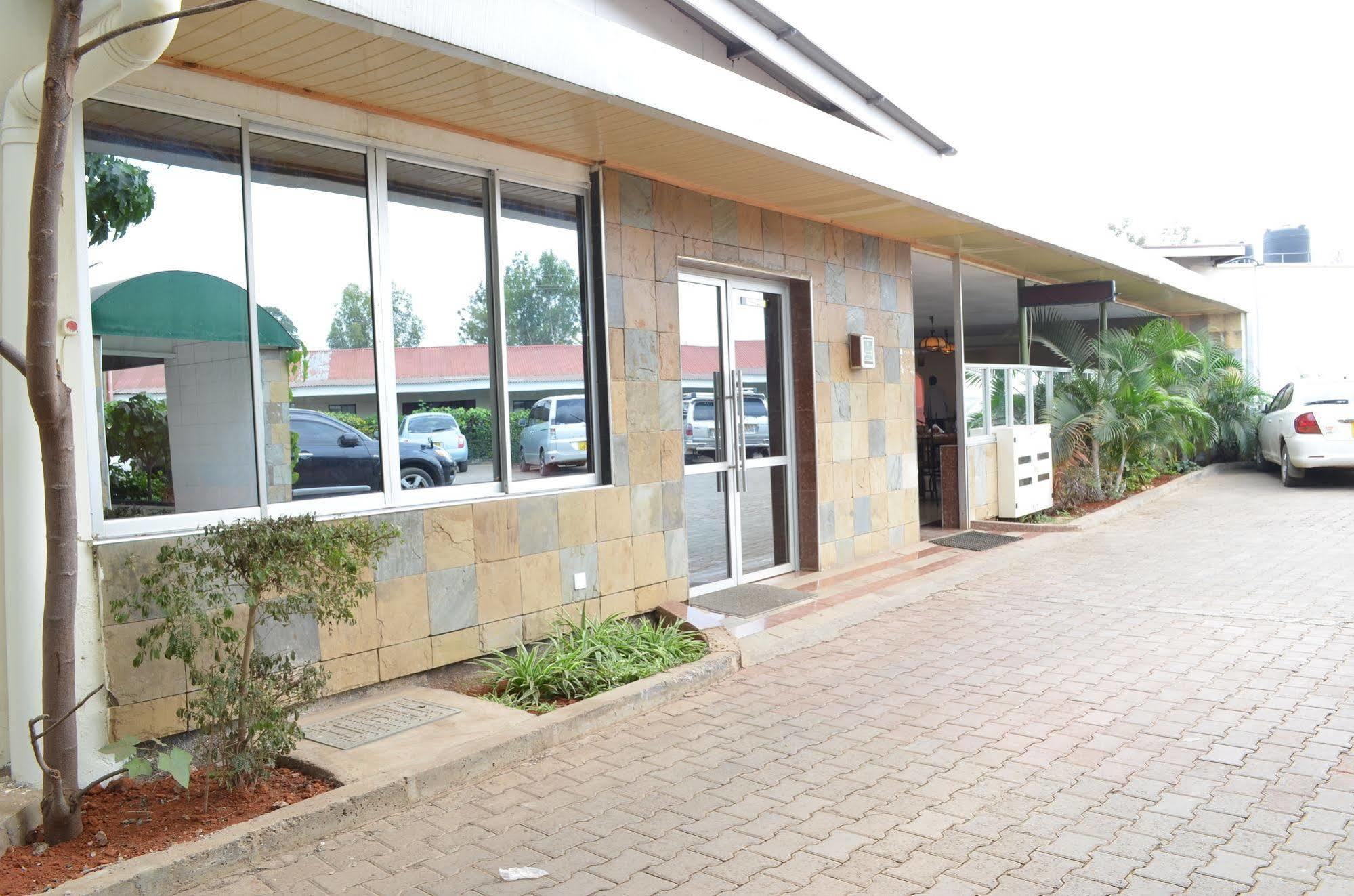 Royal City Dubai Complex Kisumu Buitenkant foto